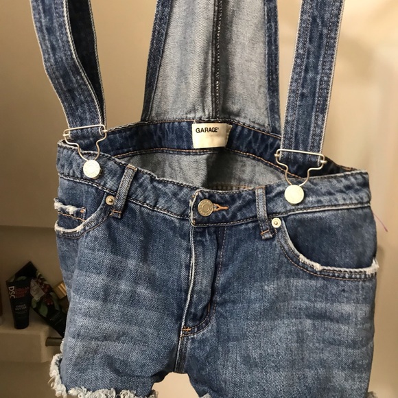 GARAGE Brand Ladies Distressed Denim Overall Shorts Size 5 (Shirt Available too) - Picture 6 of 12